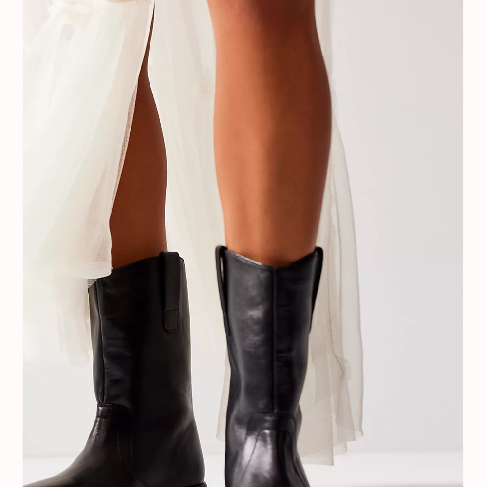 Free People Black Heeled Boots with Streamlined Silhouette